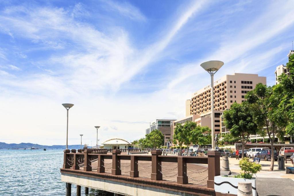 Kingston Hotel Κότα Κιναμπαλού Εξωτερικό φωτογραφία