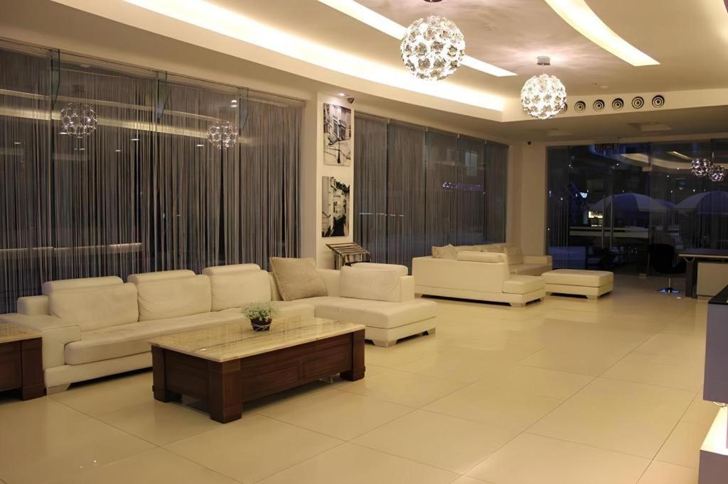 Kingston Hotel Κότα Κιναμπαλού Εξωτερικό φωτογραφία