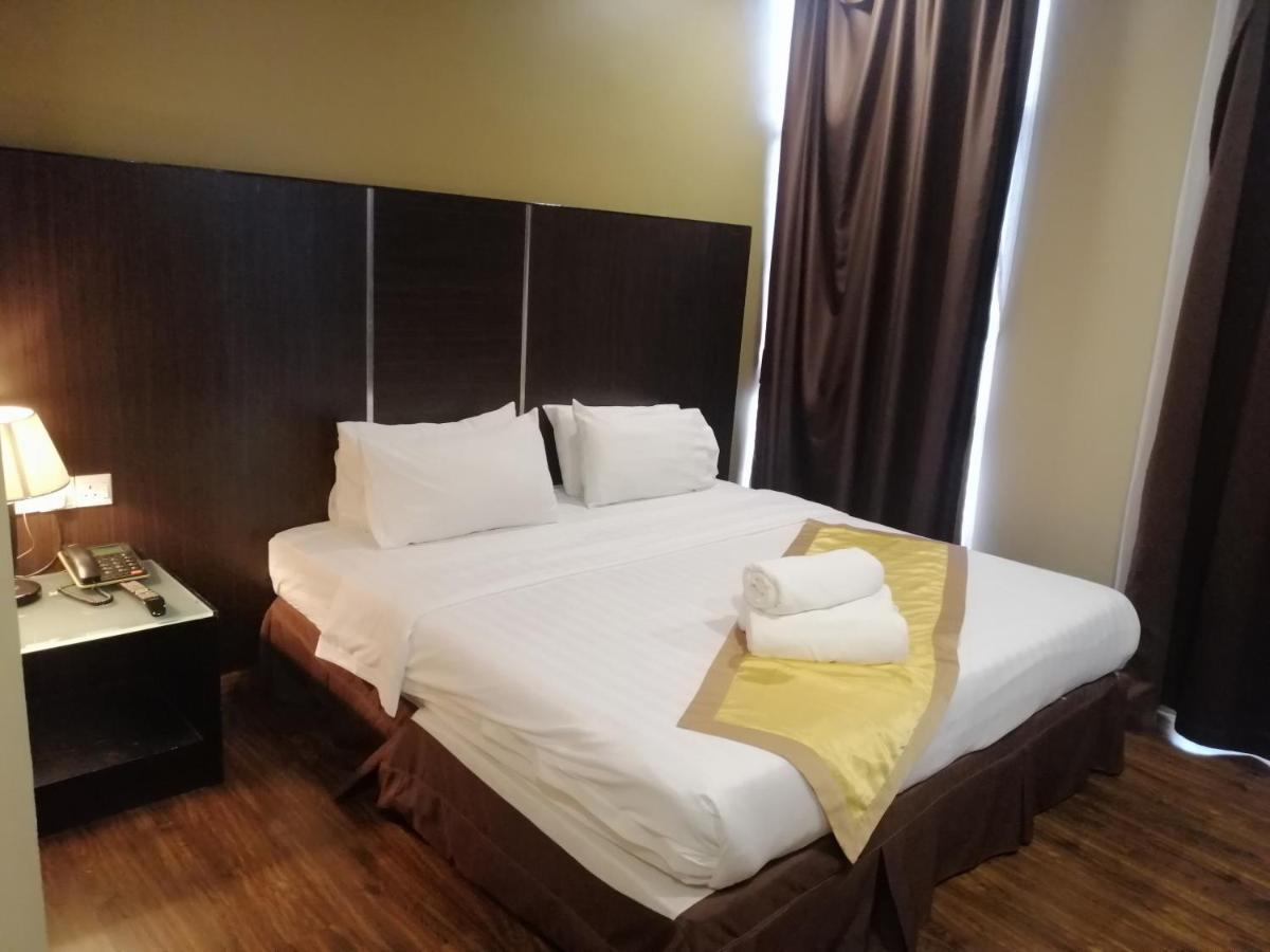 Kingston Hotel Κότα Κιναμπαλού Εξωτερικό φωτογραφία